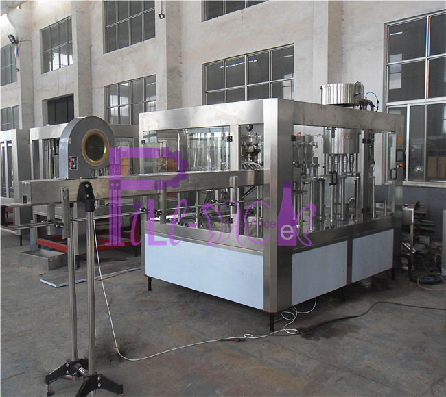 Carbonated Drink Filling Machine