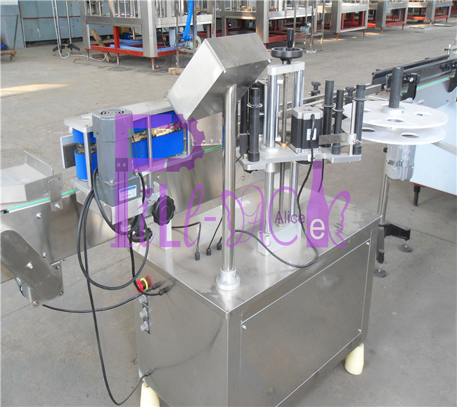 Sticker Labeling Machine-6