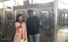 Warmly welcome the Indian customer to visit our company and inspect the machine