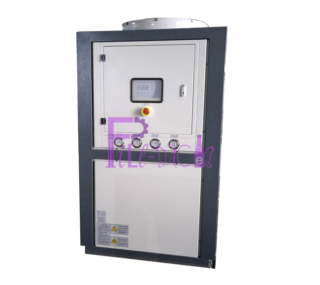 Air cooling water chiller for carbonated flavor juice production line