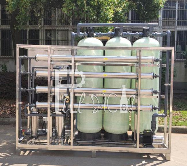 Monoblock RO system for pure water treatment